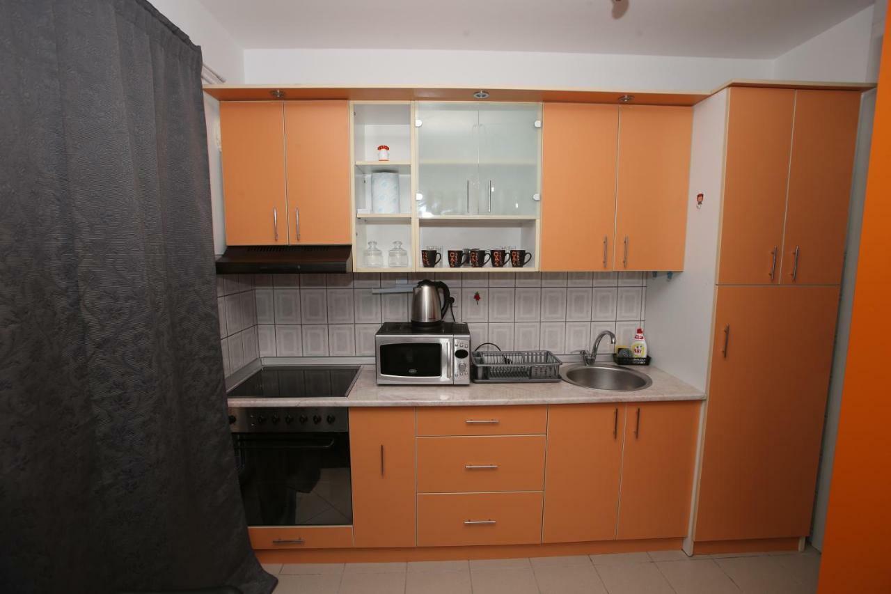 Appartement Fast Sleep & Go 2 à Paraćin Extérieur photo