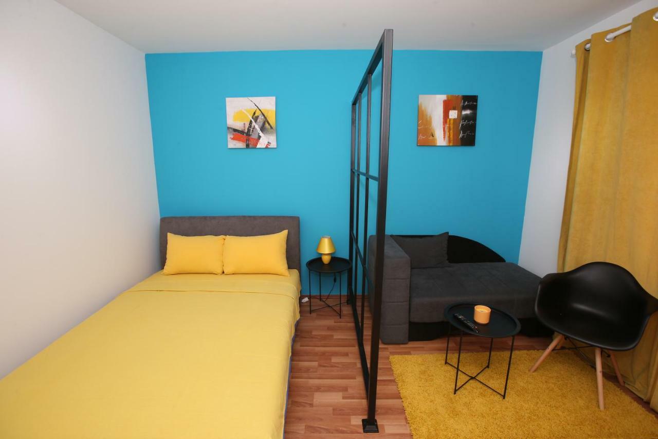 Appartement Fast Sleep & Go 2 à Paraćin Extérieur photo