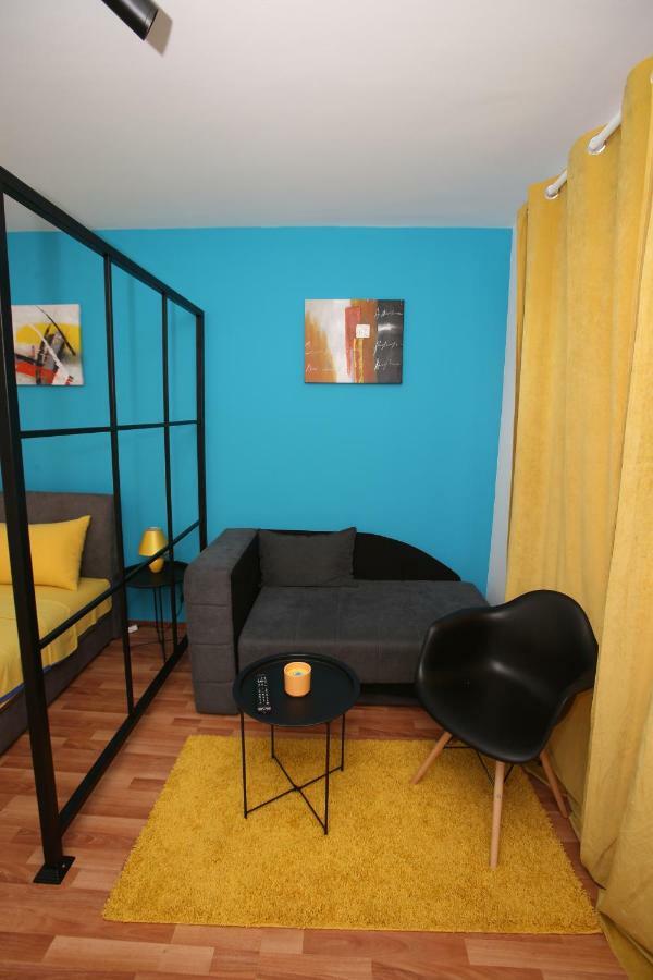 Appartement Fast Sleep & Go 2 à Paraćin Extérieur photo