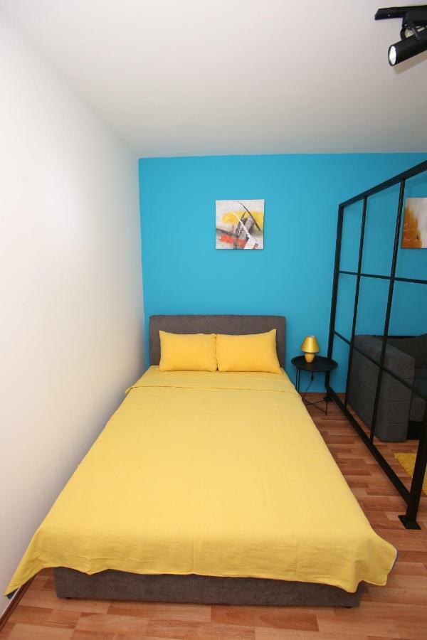 Appartement Fast Sleep & Go 2 à Paraćin Extérieur photo